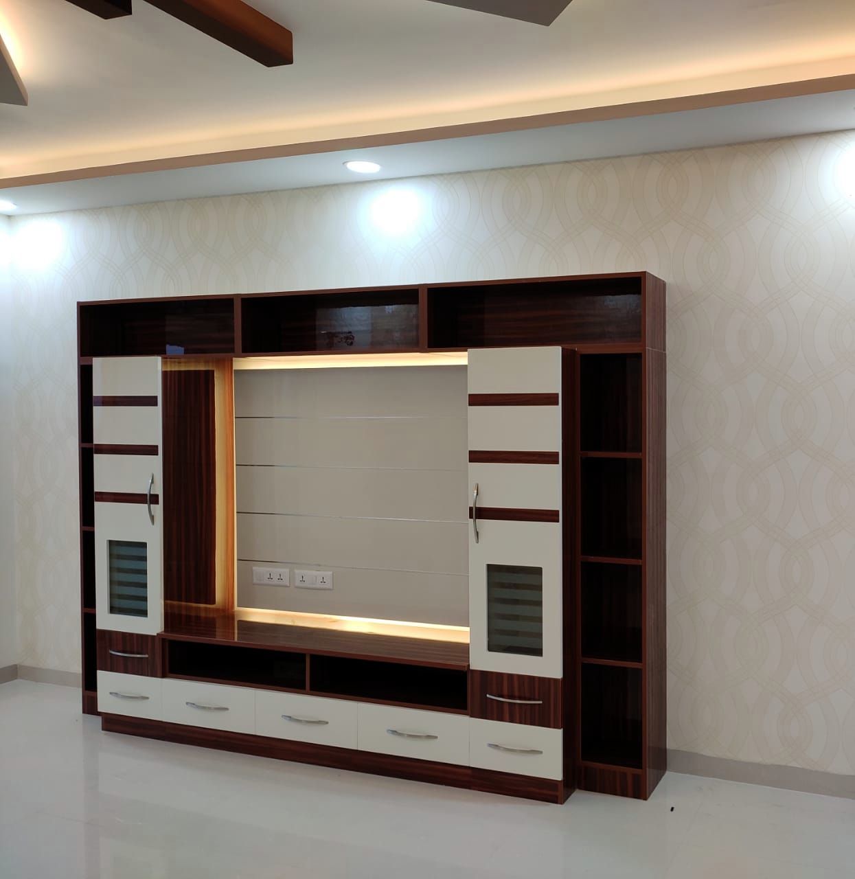 TV wall, a customer's home (Interiors)