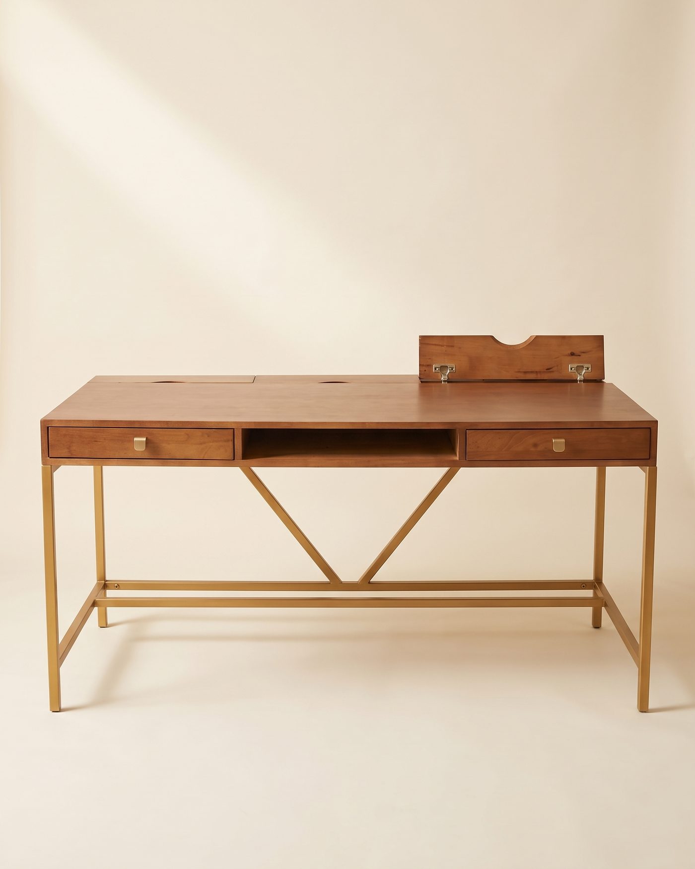 Atelier desk, view 2