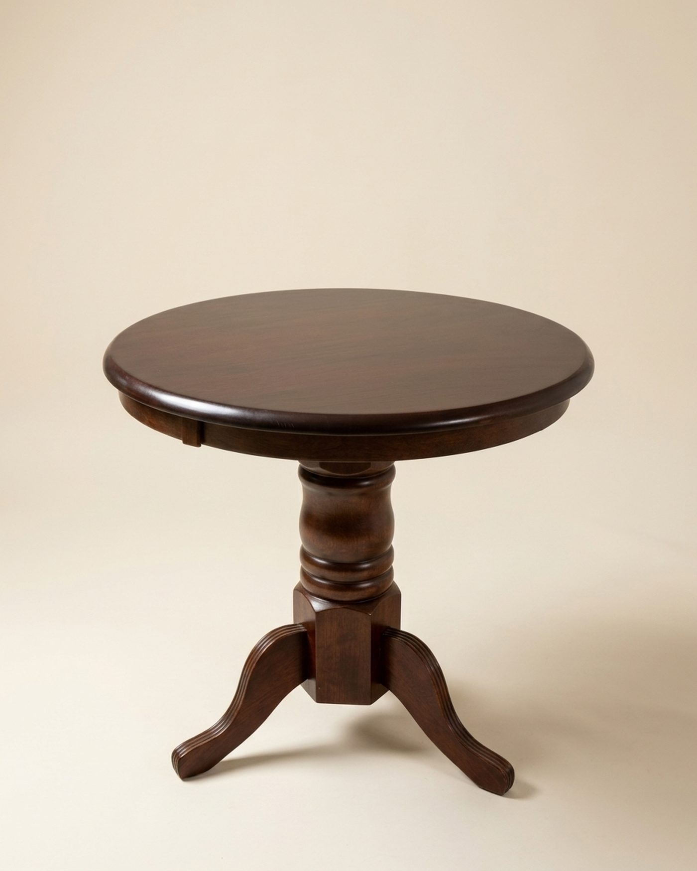 Bistro round pedestal table, studio photo