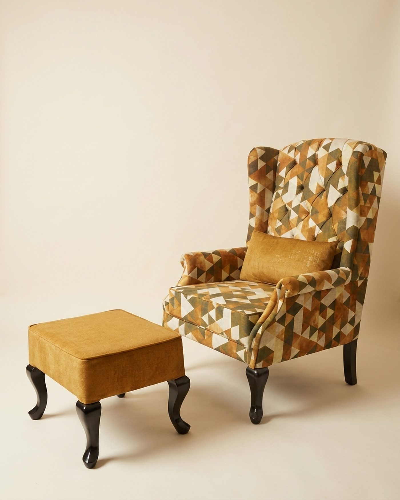 Prism geometric wingback, view 2