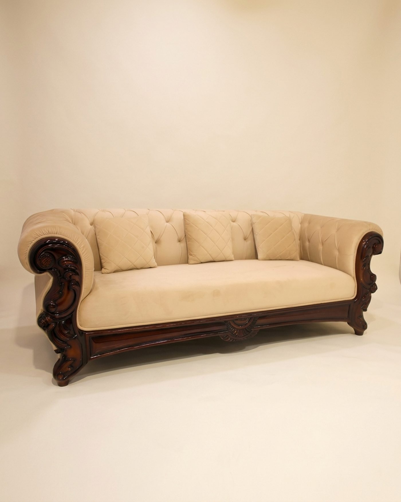 Regal carved three-seater, view 2