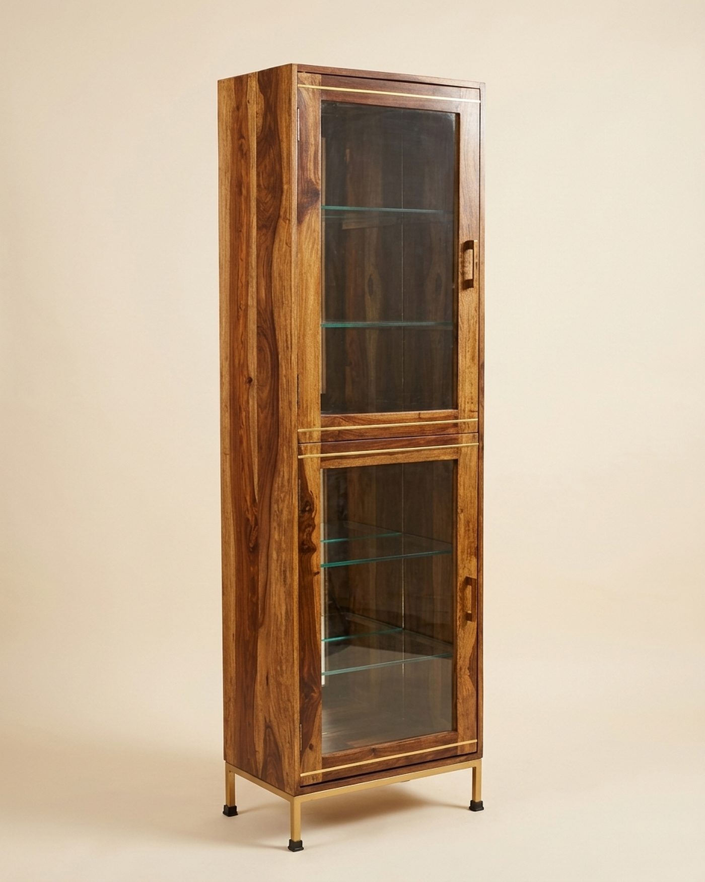 Tower glass display cabinet, view 2