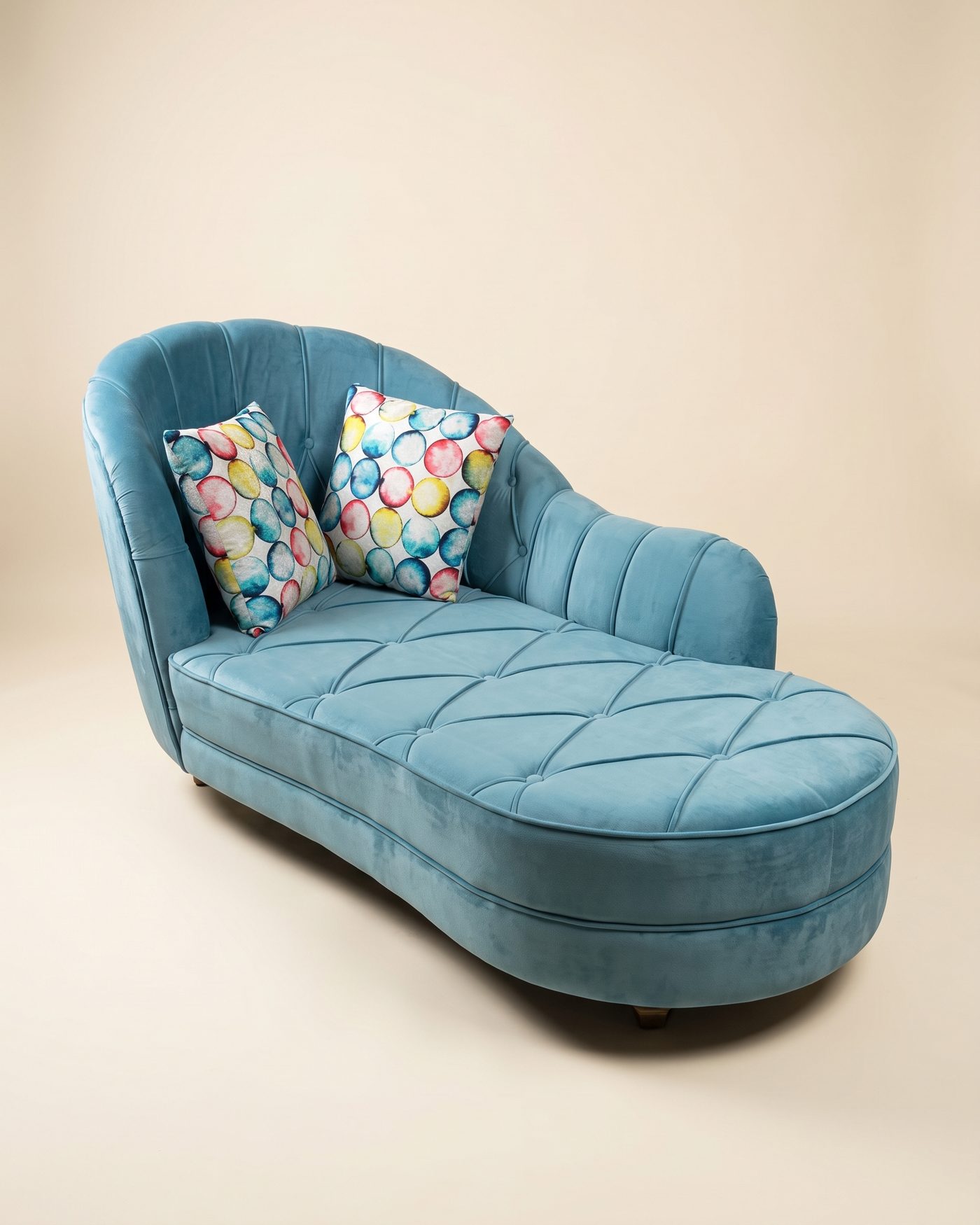 Shell chaise longue, view 2