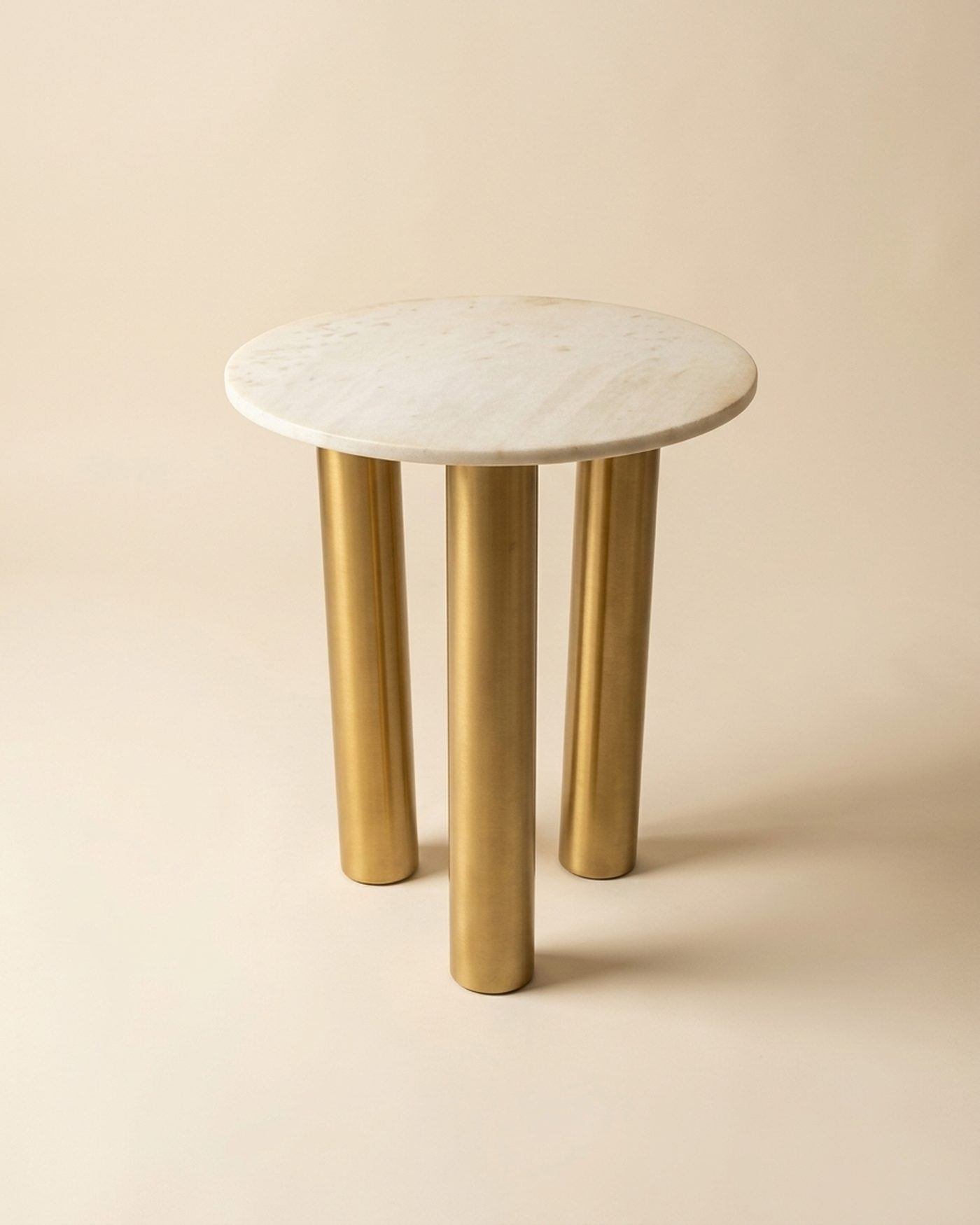 Aurum marble side table, view 3