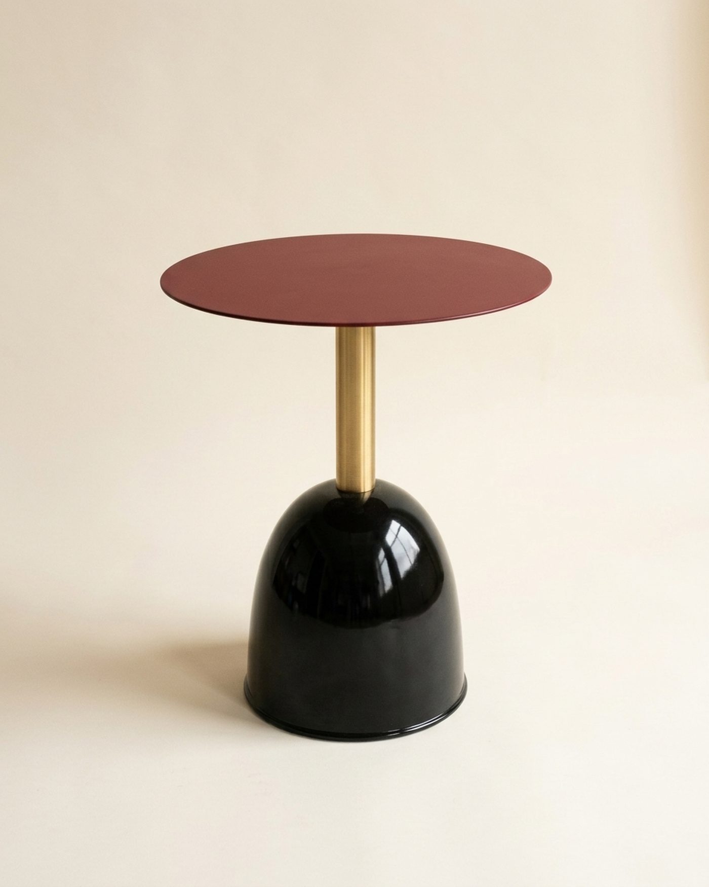 Garnet pedestal side table, studio photo