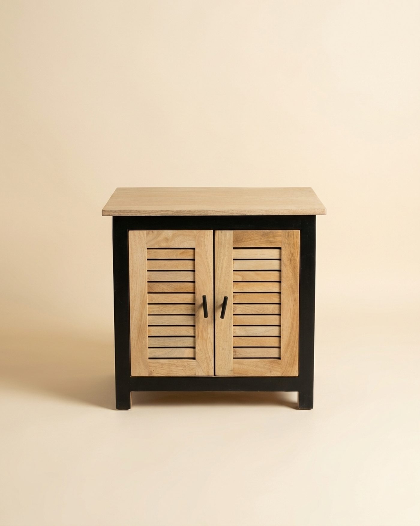 Louvre cabinet, studio photo