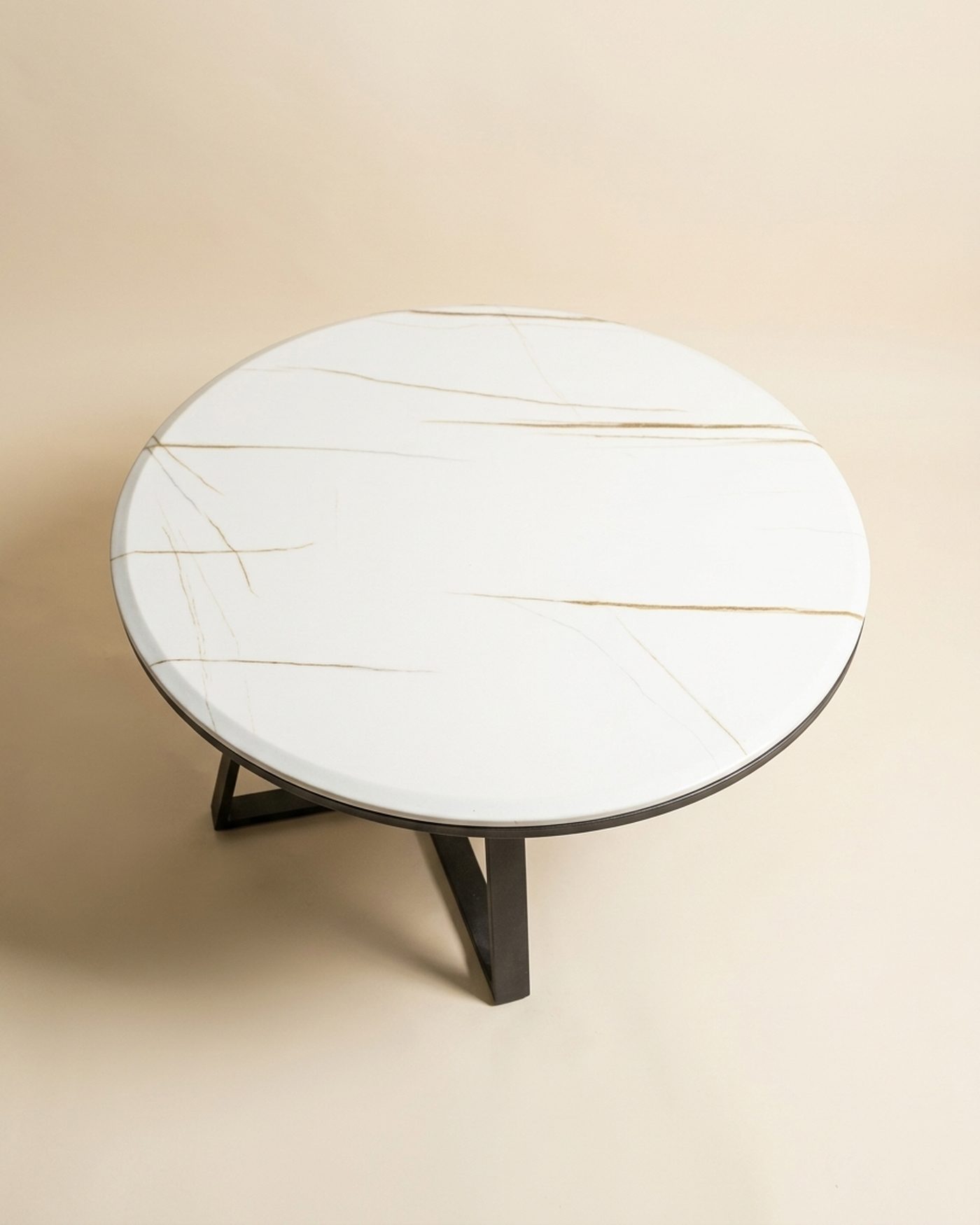 Luna round marble dining table, view 2