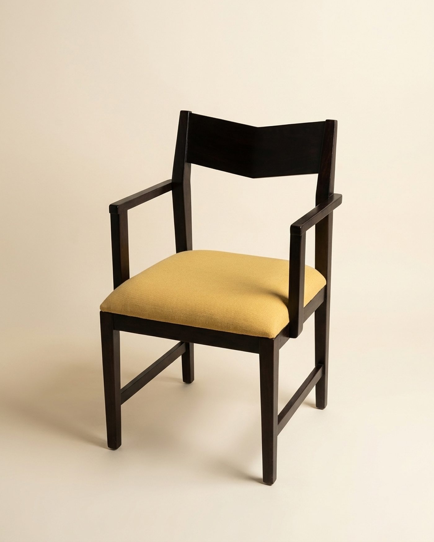 Marigold armchair, studio photo