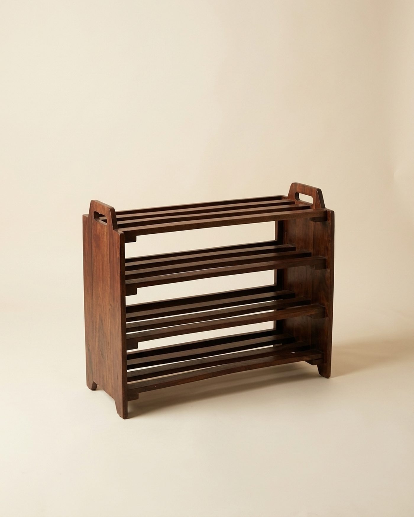 Rack shoe rack, studio photo