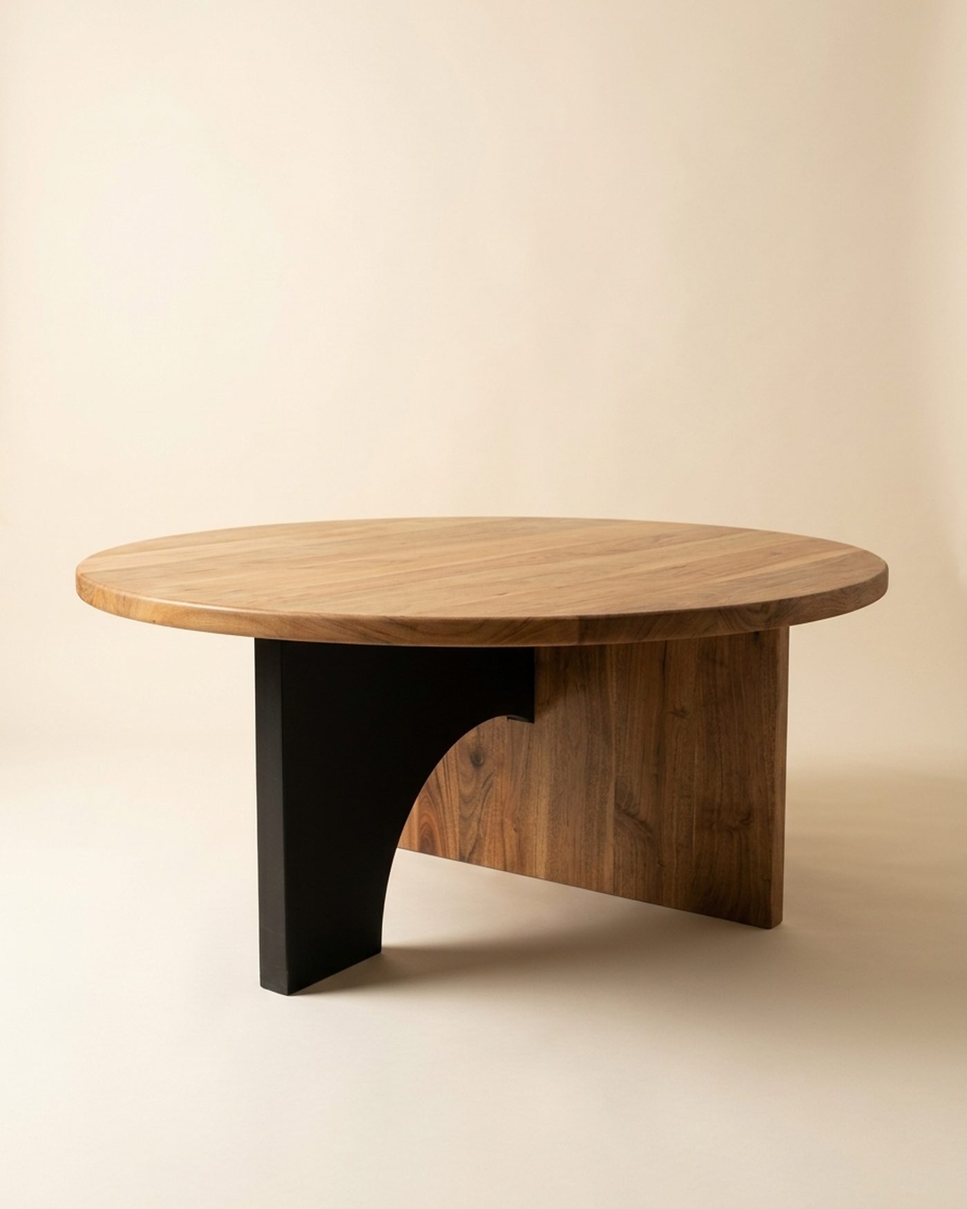 Ring round coffee table, view 3
